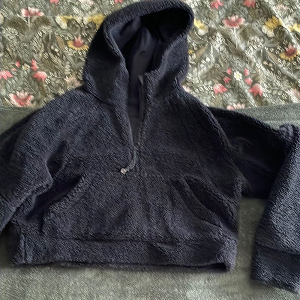 Lululemon Athletica Black Sherpa Pullover Hoodie